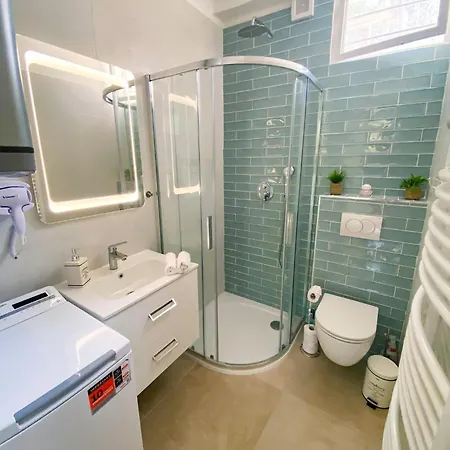 Arany Toboz Vendeghaz