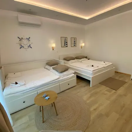 Arany Toboz Vendeghaz Apartment *